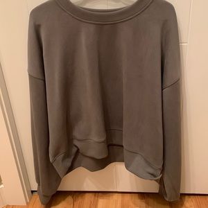 cropped style sweatshirt